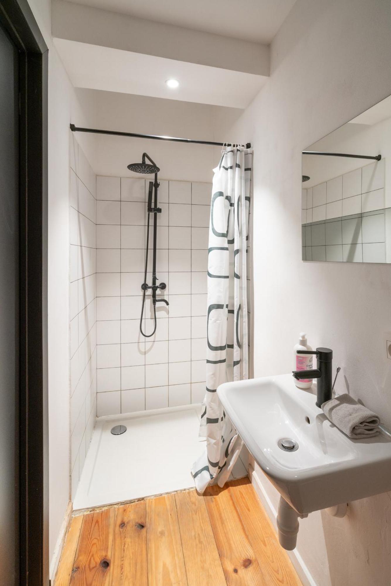 Charming Two-Bedroom River Side Apartment Antwerpen Exterior foto